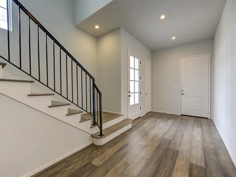 5336 Chandler St — Photo 8