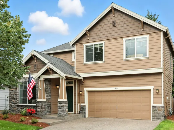 2711 N Crater Ln, Newberg, OR 97132