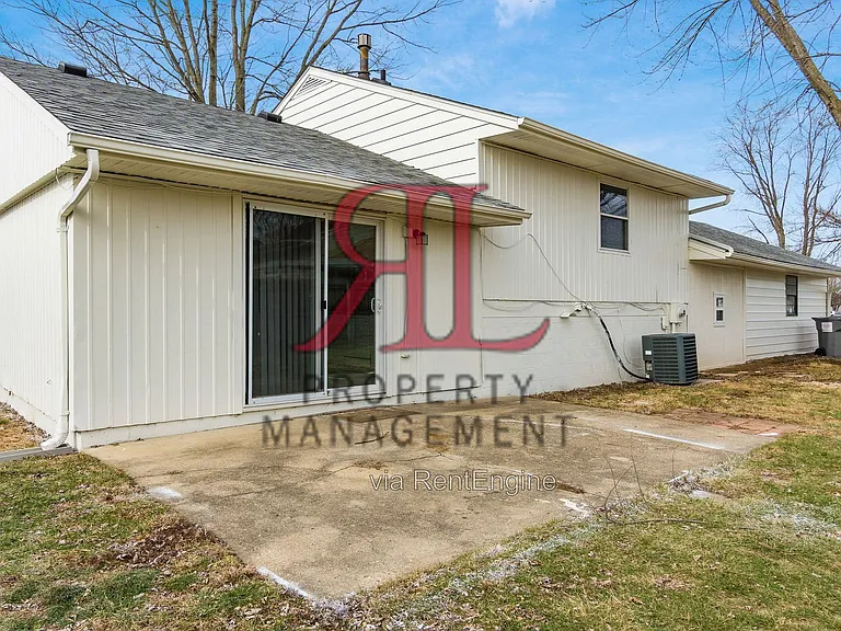 5026 Astoria Ave — Photo 4