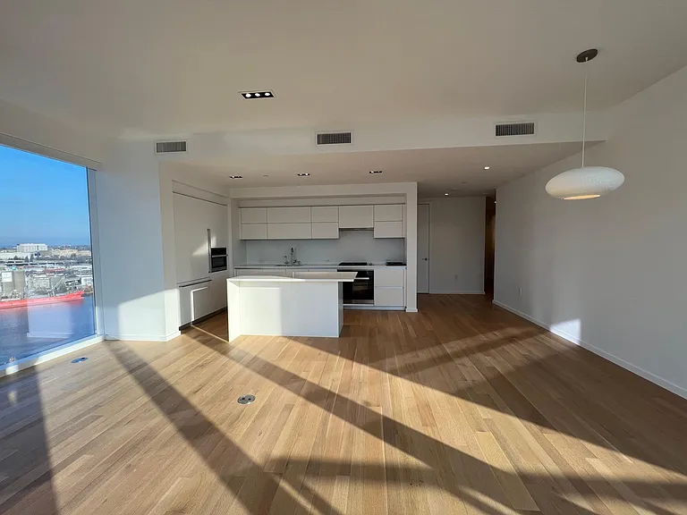 1075 NW Northrup St #2312 — Photo 3