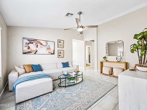 3rd image of 11211 W HEATHERBRAE Drive