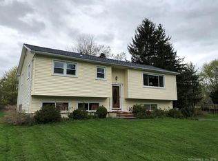 3 Mendes Rd, Danbury, CT 06811