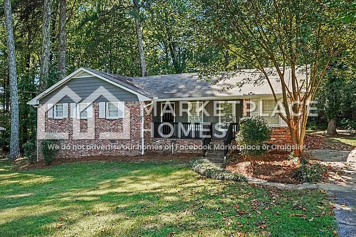 4 bed, 2.0 bath, 1671 sqft, $1,995 — Photo 2