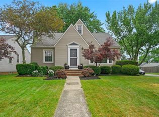 1226 Worton Blvd, Mayfield Heights, OH 44124