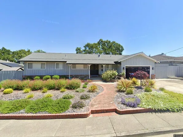 1169 Midway Ct, Novato, CA 94947
