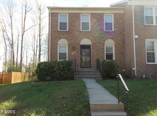 13925 Water Pond Ct, Centreville, VA 20121