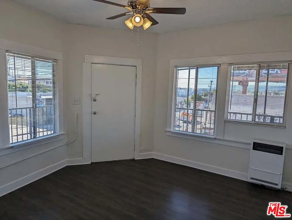 1 bed, 1.0 bath, 500 sqft, $1,795 — Photo 4