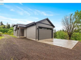 144 Legacy Dr, Woodland, WA 98674