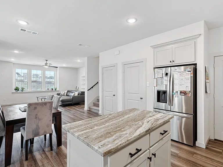 213 McConathy Way — Photo 7