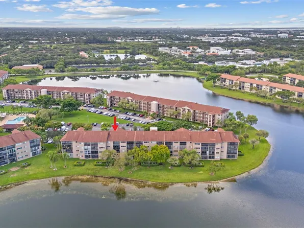 13705 SW 12th St APT 409B, Hollywood, FL 33027
