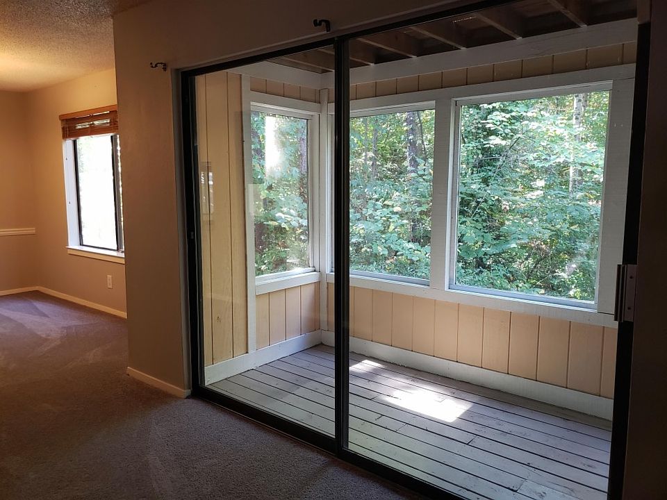 1st image of 812 Seasons Pkwy