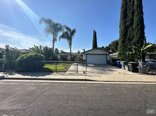3028 Penny Ln, Modesto, CA 95354
