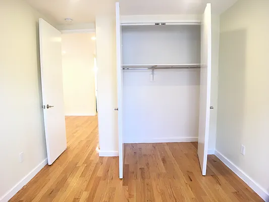 Rented by Bohemia Realty Group | media 6