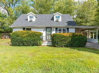 121 Highland School Rd, Hopkinsville, KY 42240