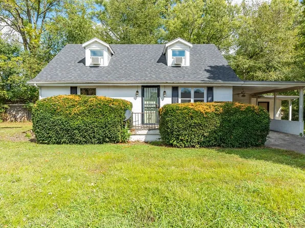 121 Highland School Rd, Hopkinsville, KY 42240