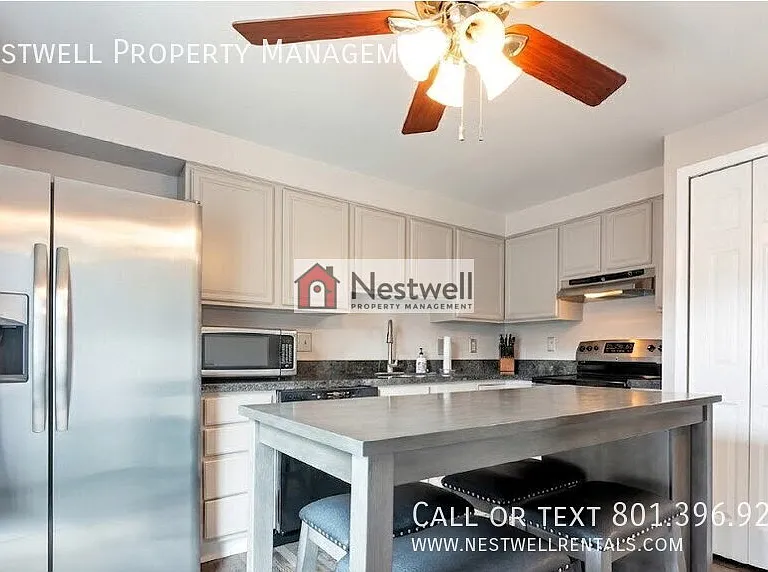 4314 S Whitby Ct — Photo 4