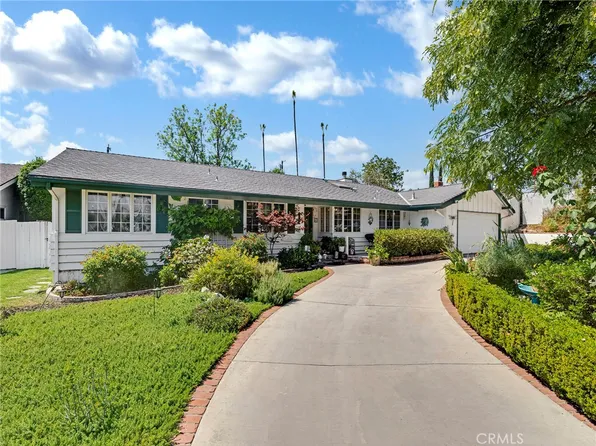 23962 Crosson Dr, Woodland Hills, CA 91367