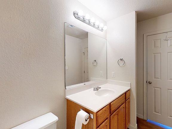 2nd image of 300 N 10th St APT A