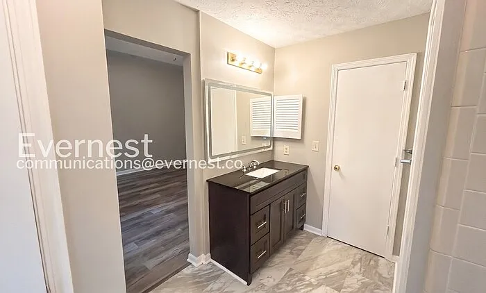 3828 Landgraf Cv — Photo 19