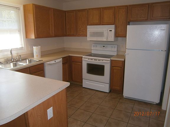 3rd image of 414 Kenwood Dr