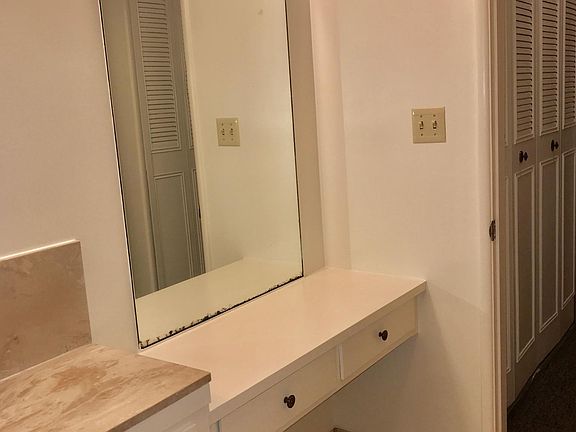 5th image of 1222 N New Hampshire Ave #90029