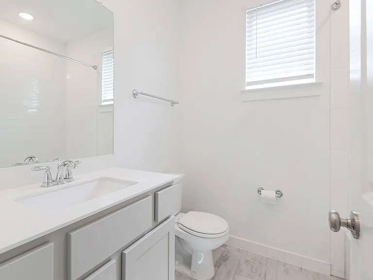 124 Rosebush Dr — Photo 23