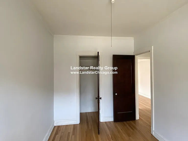 5023 N Winchester Ave #2 — Photo 6