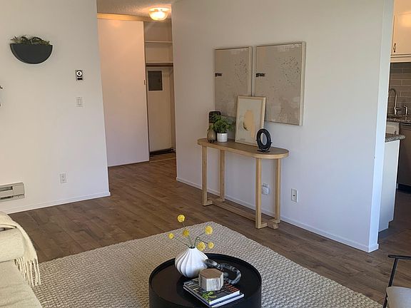 2nd image of 320 Park View Ter APT 107