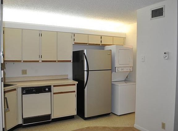 2nd image of 1113 Green Pine Blvd APT F2