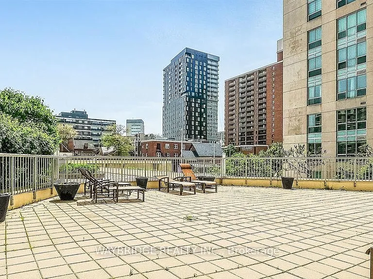 200 Rideau St #906 — Photo 14