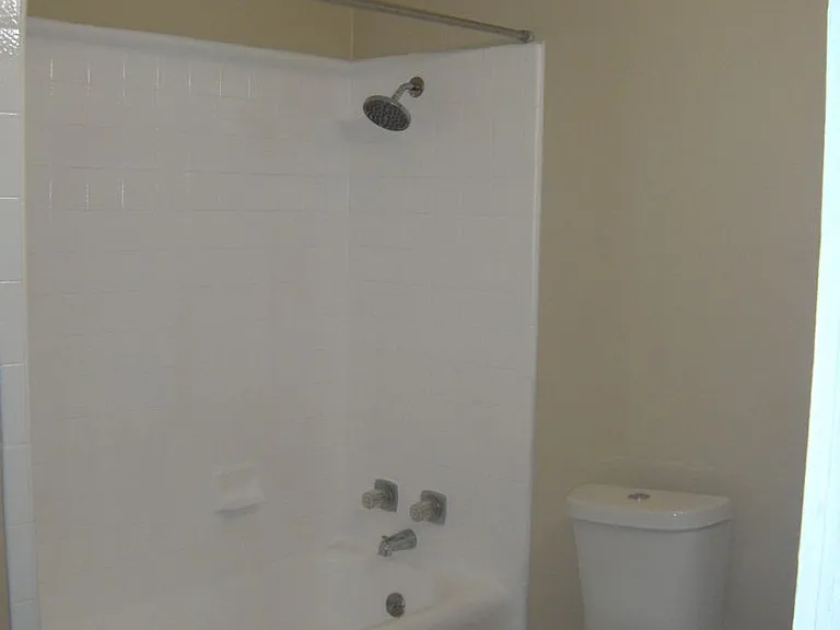 915 W 23rd St #C — Photo 21