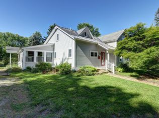 105 Harrison Ave, Williamstown, MA 01267