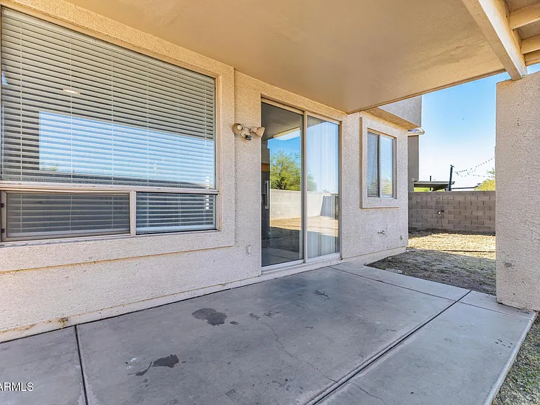1501 S 113th Dr — Photo 27