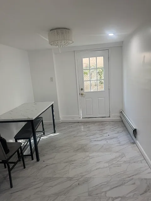2 bed, $2,400 — Photo 3