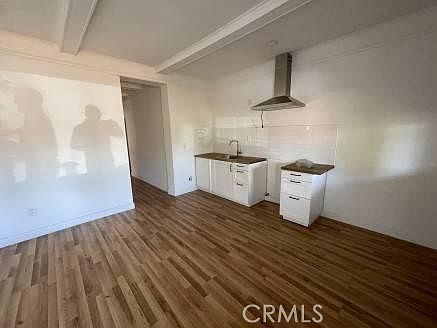 3rd image of 1344 E 43rd Pl