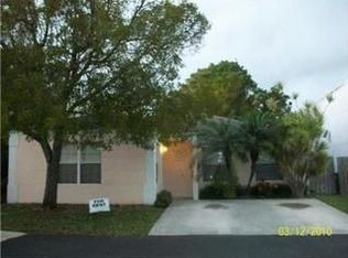 22214 SW 98th Pl, Cutler Bay, FL 33190