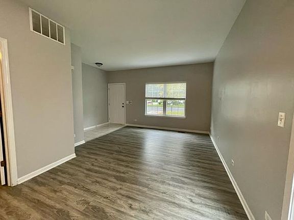 2nd image of 2882 Cedar Glade Dr
