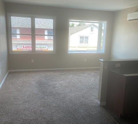 2nd image of 316 Bridge St #D