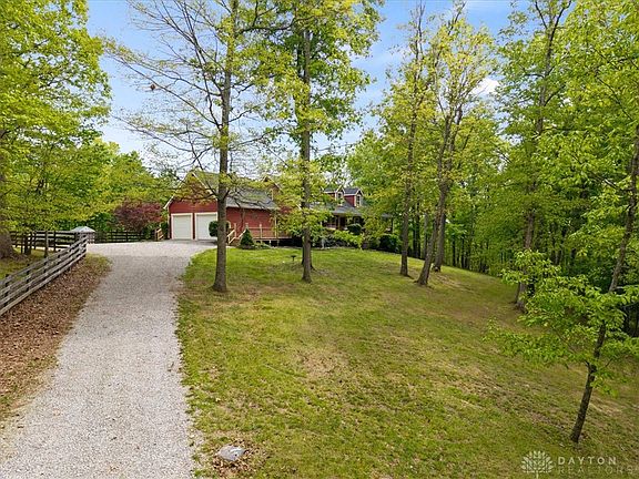 5th image of 1393 Dutch Thomas Rd