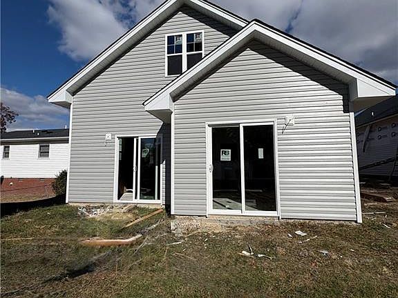 3rd image of 1516 McConnell Rd