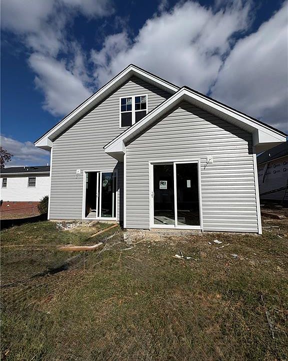 2nd image of 1514 McConnell Rd