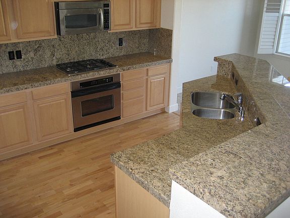 Granite Kitcheb
