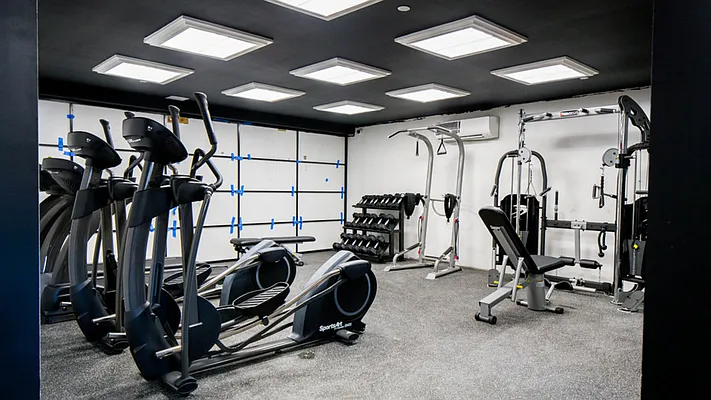 Rented by Nooklyn NYC LLC | media 71