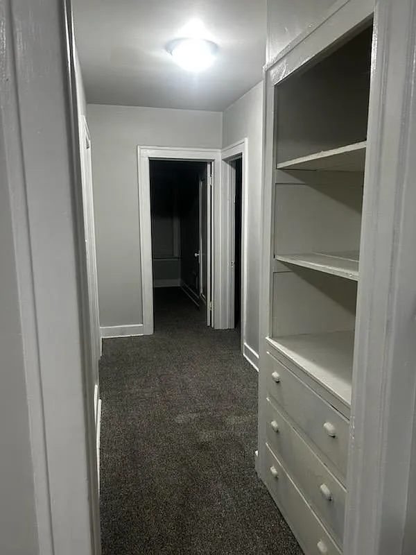 3 bed, 1500 sqft, $1,100 — Photo 2