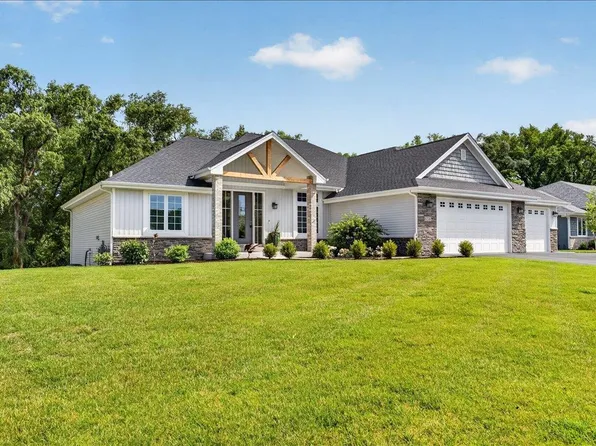 6226 Hathaway Trl, Roscoe, IL 61073