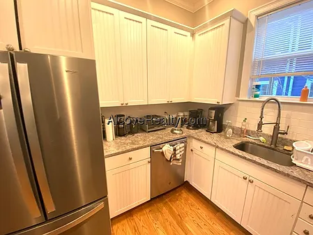 5 bed, 2.0 bath, $8,500 — Photo 3