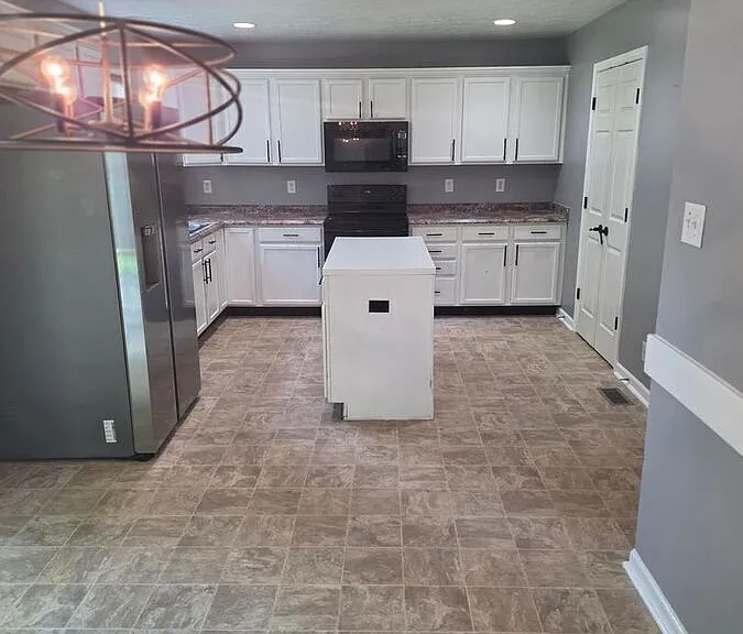 2432 Inishmore Ct — Photo 7