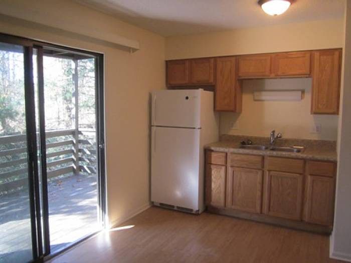 Eat In Kitchen
