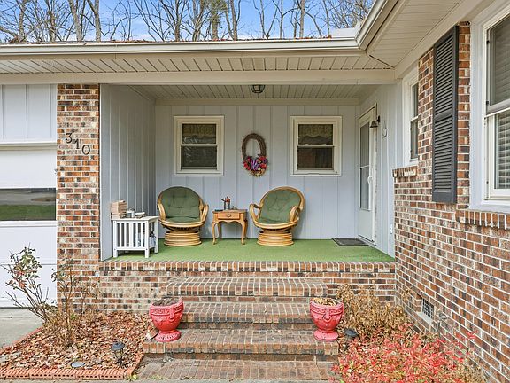 2nd image of 310 Jordan Circle