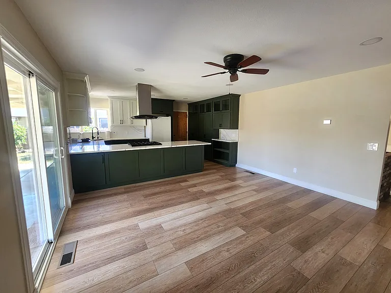 127 Faydon Way — Photo 4